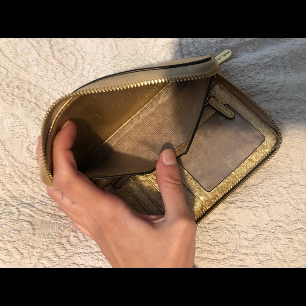 Michael Kors Wallet - Picture 3 of 3
